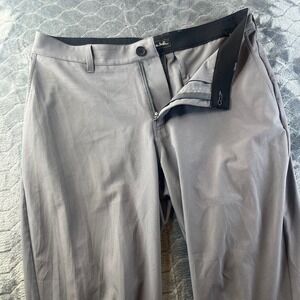 TravisMathew Golf Pants Mens 34 Grey Good Stretch Performance Micro-grid 34x31.5
